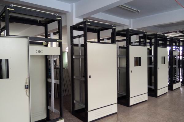 长宁配电柜-3683厂家配电柜检修需要注意的